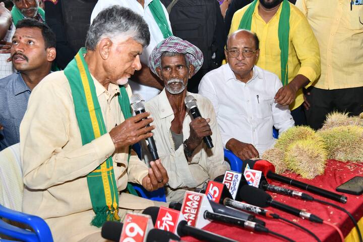 నష్టపోయిన రైతులతో చంద్రబాబు ముఖాముఖీ