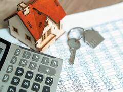 Home Loan: पहली बार घर खरीद रहे हैं तो होम लोन लेते समय रखें इन बातों का ध्यान, नहीं तो भुगतना होगा अंजाम