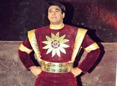 Bollywood Kissa: अमिताभ बच्चन के इन शब्दों ने बर्बाद कर दिया था टीवी के ‘शक्तिमान’ का करियर, ऐसा क्या कहा था?