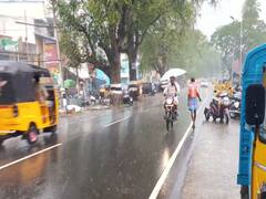 Rain: காஞ்சிபுரத்தில் இரண்டாவது நாளாக துவங்கியது மழை...ஜிலுஜிலு காஞ்சி..!