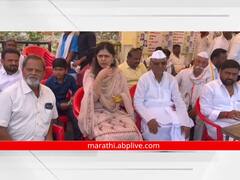 अन् पंकजा मुंडेंचा मतदान केंद्रावरच नाश्ता, कार्यकर्त्यांसोबत समोसा खाण्याचा घेतला आनंद