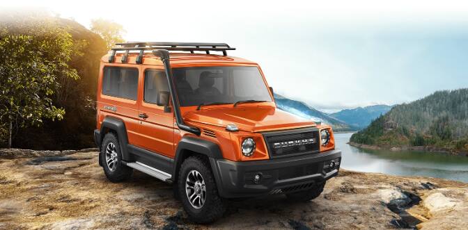 फोर्स गुरखा 5-डोअर (New Force Gurkha 5 Door) : फोर्स लवकरच आपली गुरखा 5-डोअर लॉन्च करू शकते. ही SUV नुकतीच चाचणी दरम्यान दिसली आहे.