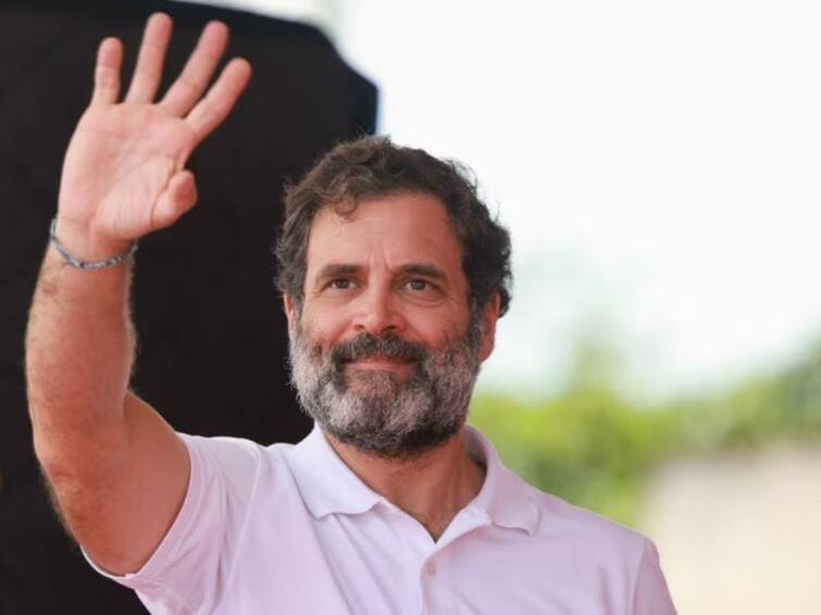 Watch Video: Rahul Gandhi's Scooter Ride With Bengaluru Delivery Agent Watch Video: క్యాంపెయినింగ్ స్టైల్‌ మార్చేసిన రాహుల్, డెలివరీ ఏజెంట్‌తో బైక్ రైడ్ - వైరల్ వీడియో