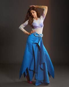 Shilpa Shetty Raises Temperature In Blue And Orange Outfits