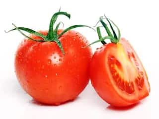 Side Effects Of Eating Tomato : टोमॅटो प्रमाणाबाहेर खाताय? तर वेळीच सावध व्हा! अन्यथा तुमच्या आरोग्याचं होऊ शकतं नुकसान