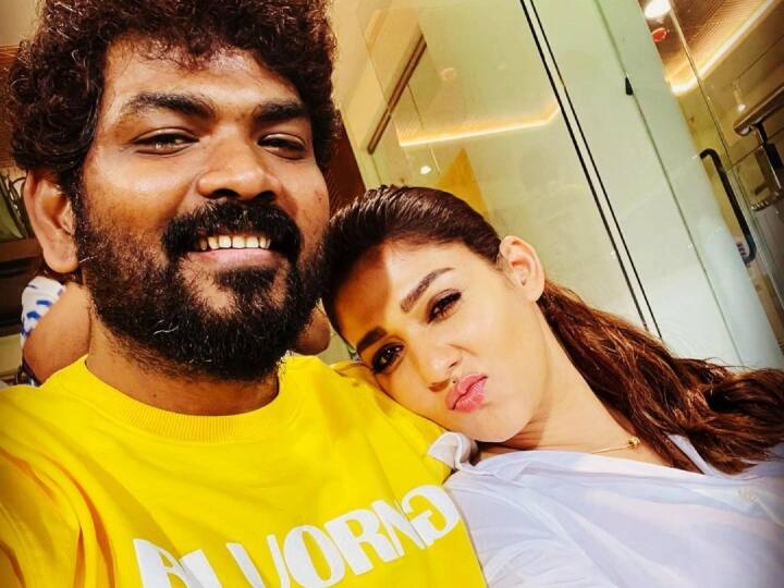 South Industry Couple Nayanthara Vignesh Shivan Cheers CSK in IPL Match IPL मैच में सीएसके को चीयर्स करने नजर आए नयनतारा और विग्नेश शिवन, कपल की फोटोज देख गदगद हो जाएंगे आप!