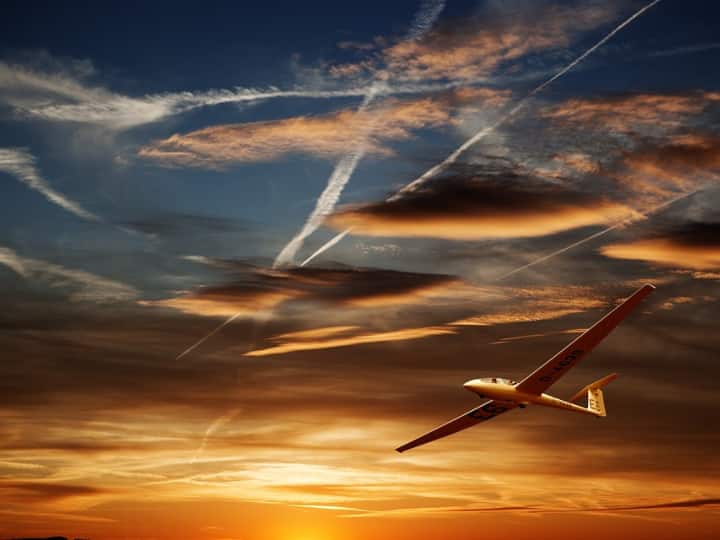 Aviation sector contribution in global green house effect air pollution caused by aircrafts क्या हवाई जहाज की वजह से बढ़ रही है गर्मी? कुछ इस तरह बढ़ा रहे हैं ग्लोबल वार्मिंग...
