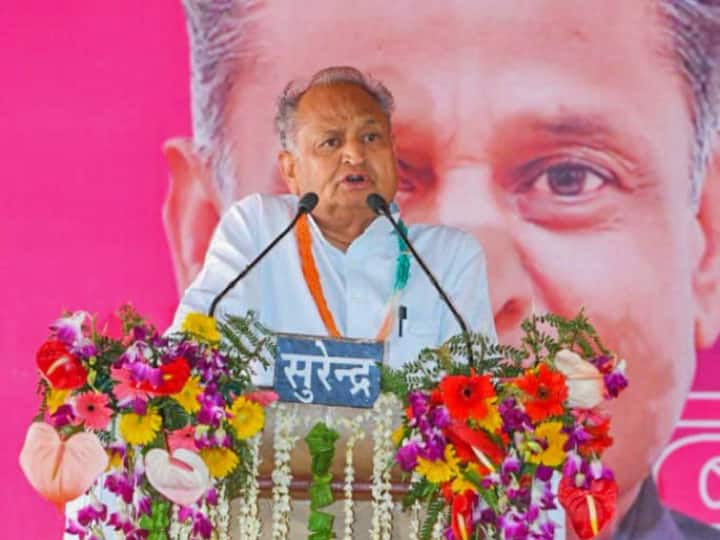 Rajasthan Assembly Elections 2023 CM Ashok Gehlot invites BTP to join Congress Udaipur ann Rajasthan Election 2023: सीएम गहलोत बोले- 'BTP को कांग्रेस में मर्ज हो जाना चाहिए क्योंकि...', सियासी गलियारों में हलचल तेज
