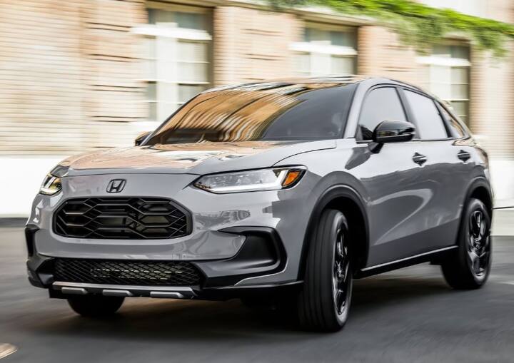 होंडा एलिव्हेट (Honda Elevate) : ही SUV सध्या चाचणीच्या टप्प्यात आहे, ती 6 जून 2023 रोजी लॉन्च केले जाईल. यात नॉन-हायब्रीड आणि हायब्रीड पॉवरट्रेन मिळतील.