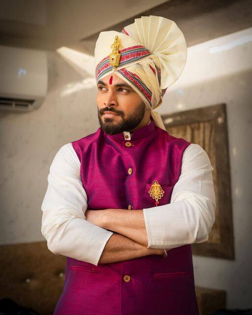 बॉलीवुड सुपरस्टार सलमान खान के शो बिग बॉस 16 के रनर अप रहे शिव ठाकरे जल्द ही खतरों के खिलाड़ी सीजन 13 में नजर आएंगे.