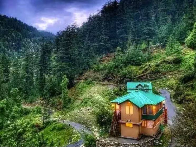 offbeat places are more beautiful than manali after seeing you will say that this is the real paradise ਮਨਾਲੀ ਤਾਂ ਹਰ ਕੋਈ ਜਾ ਰਿਹੈ, ਪਰ ਇਹ ਥਾਵਾਂ ਨੇ ਅਸਲ ਵਿੱਚ ਹਿਮਾਚਲ ਦਾ 'ਸਵਰਗ'