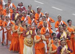 अगले साल गणतंत्र दिवस परेड में केवल महिलाएं होंगी शामिल, रक्षा मंत्रालय ने सरकारी विभागों को लिखा पत्र