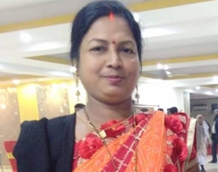 Heart Attack Case: at 45 years young woman death due to heart attack in Surat Heart Attack: રાજ્યમાં હાર્ટ એટેકથી વધુ એક મોત, સુરતની મહિલાને આવ્યો હ્રદય રોગનો હુમલો, સારવાર દરમિયાન મોત
