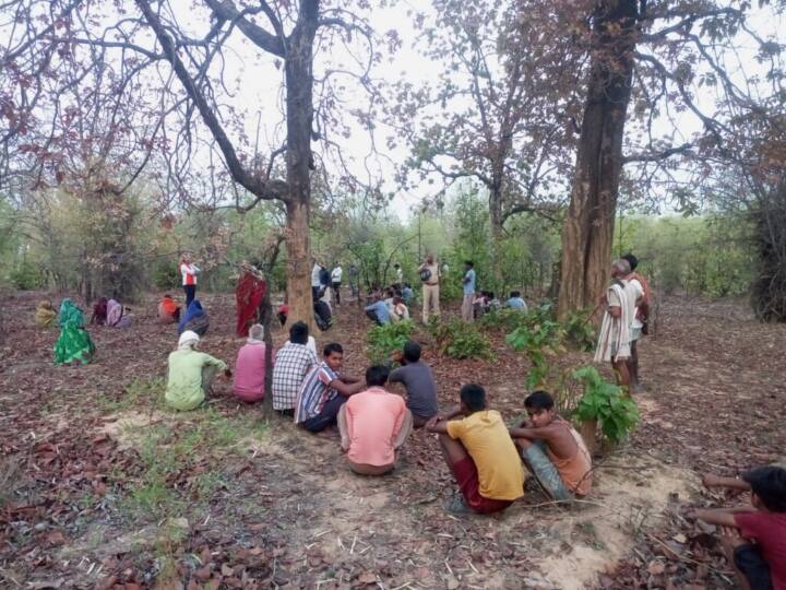 Madhya Pradesh singrauli  Police engaged in investigation of sister in law  suicide by hanging ann MP News: जंगल मे पेड़ पर लटका मिला ननद और भाभी का शव, तीन दिन से लापता थीं दोनों, इलाके में फैली सनसनी