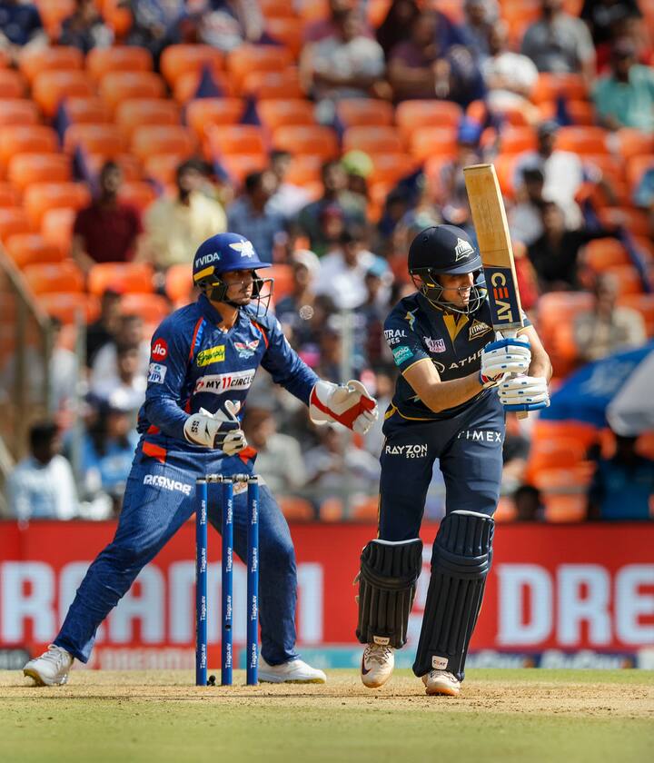 குஜராத் அணி தரப்பில் அதிகபட்சமாக சுப்மன் கில் 94* ரன்களையும், விருத்திமான் சாஹா 81 ரன்களையும் எடுத்து ஆட்டமிழந்தார்.