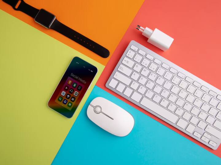 सेल का आखिरी दिन! स्मार्ट बल्ब से लेकर ब्लूटूथ माउस तक सस्ते में मिल रहे Xiaomi, Syska के ये गैजेट्स