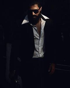 KGF Yash : எதிர்பார்ப்பார்ப்புகளும் யதார்த்தங்களும்.. ஆசை மனைவிக்கு ஸ்பெஷல் போஸ்ட் பதிவிட்ட யஷ்!