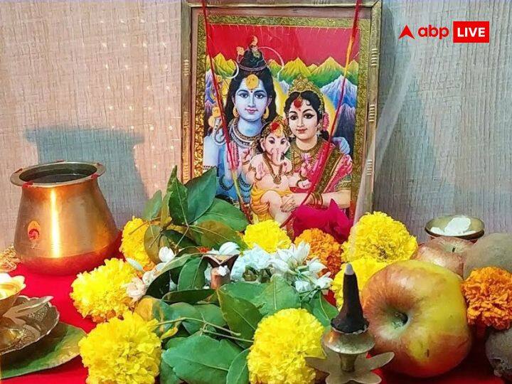 अच्छे वर की कामना के लिए भी कुंवारी कन्या सोमवार का व्रत रख सकती हैं. सोमवार के दिन व्रत रखकर शिवजी की पूजा करने से अच्छा वर मिलता है और दांपत्य जीवन भी सुखमय होता है.