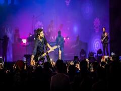 Not Somebody Who's Going To Blame: Arijit Singh Gets Hurt By Fan At Concert, Video Goes Viral