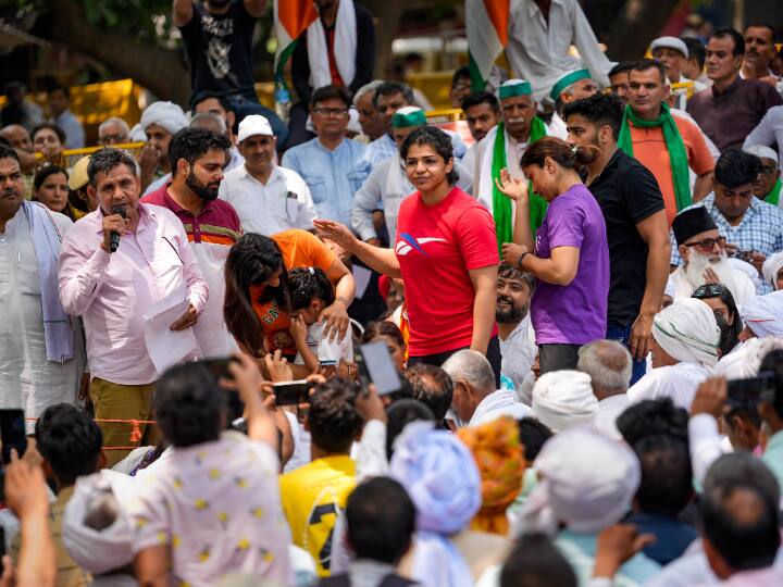 WFI Chief Brij Bhushan Singh movement of wrestlers Khap Panchayat gave the ultimatum and Chandrashekhar said पहलवानों के आंदोलन में नए किरदारों की एंट्री, खाप पंचायत ने दिया अल्टीमेटम तो चंद्रशेखर ने दी धमकी