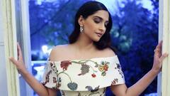 মুক্তোরঙা গাউনে আভিজাত্য, ব্রিটেনের রাজপ্রাসাদের বিশেষ অনুষ্ঠানে সোনম যেন অপ্সরা!