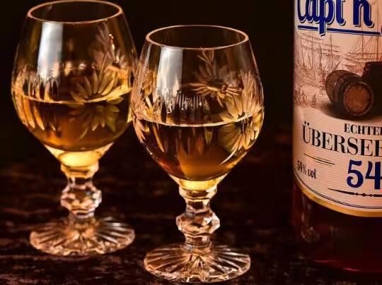 how-to-know-whether-the-alcohol-is-real-or-fake ਨਕਲੀ ਜਾਂ ਅਸਲੀ! ਇਦਾਂ ਪਤਾ ਕਰੋ ਸ਼ਰਾਬ ਅਸਲੀ ਜਾਂ ਨਕਲੀ, ਜਾਣੋ ਤਰੀਕਾ