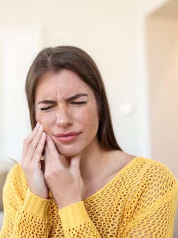 इस घरेलू नुस्खे से मिलेगी मसूड़ों की समस्या से निजात