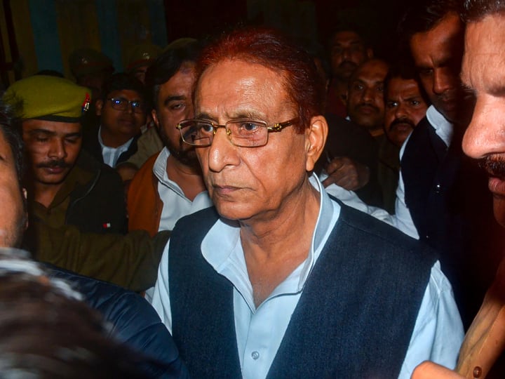 samajwadi party has lost suar assembly seat but azam khan still looks confident ann Suar Bypoll Results: स्वार में मिली हार के बाद आजम खान की पहली प्रतिक्रिया, इशारों-इशारों में कह गए बहुत कुछ