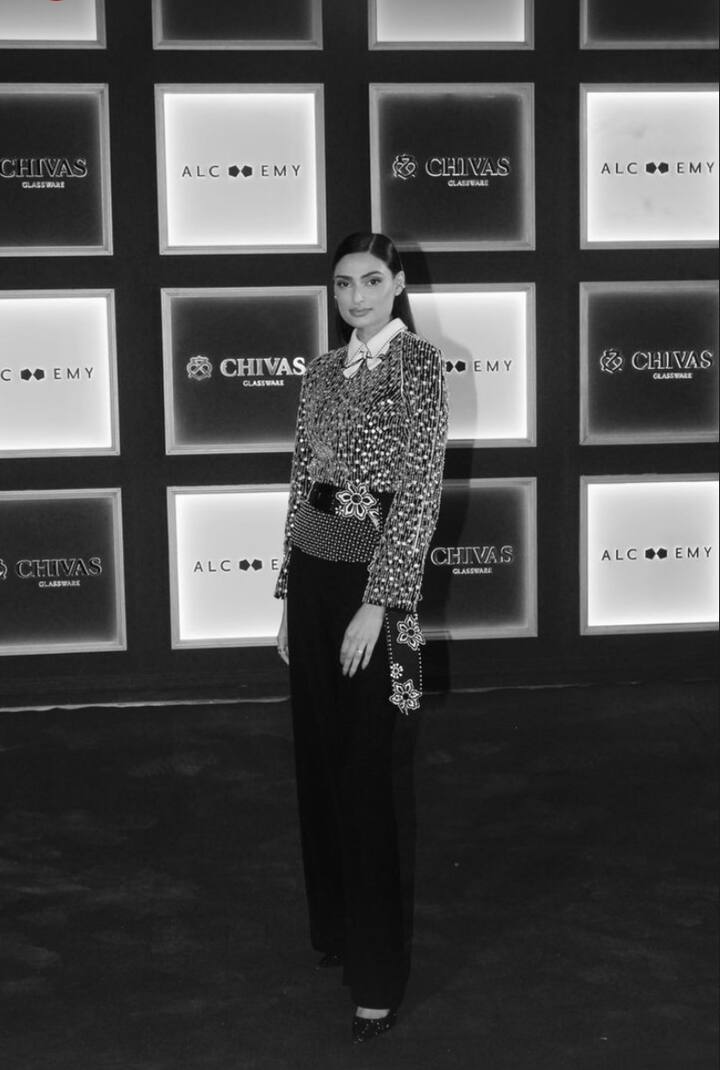 Athiya’s ensemble consisted a shirt with embellishments and wide-legged pants.