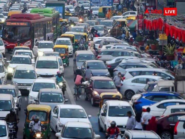 Ban 4-Wheeler Vehicles In Big Cities by 2027 Recommends Petroleum Ministry Panel Ban On Diesel Vehicles: पेट्रोलियम मंत्रालय की कमिटी ने की 2027 तक बड़े शहरों में डीजल से चलने वाले 4-व्हीलर्स पर बैन लगाने की सिफारिश