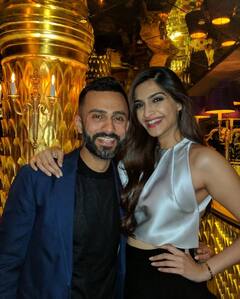 Sonam Kapoor Pens Note For Anand Ahuja On Wedding Anniversary