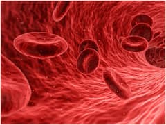 భయంకరమైన బ్లడ్ క్యాన్సర్ లక్షణాలు ఇవే, ముందుగానే గుర్తిస్తే ప్రాణాలు నిలబెట్టుకోవచ్చు