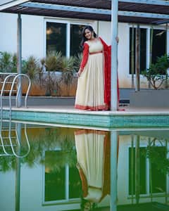 ముద్దమందారంలా లాస్య మెస్మరైజింగ్ స్టిల్స్