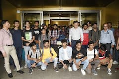 Manipur Violence : मणिपूर हिंसाचारात अडकलेल्या 25 विद्यार्थ्यांचं सुखरूप मुंबईत आगमन, विद्यार्थ्यांकडून महाराष्ट्र सरकारचे आभार