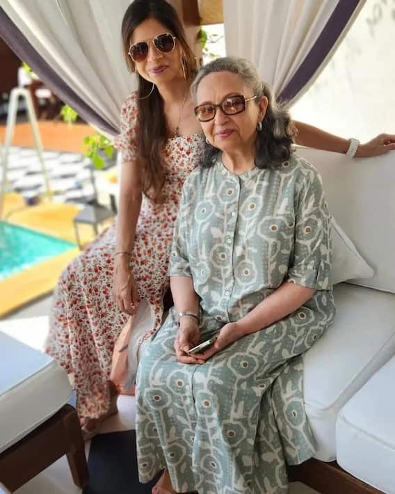Saba Ali Khan Photos: 42 की उम्र में भी कुंवारी हैं सैफ अली खान की बड़ी बहन, नेटवर्थ में देती हैं भाई को टक्कर Saba Ali Khan Photos: 42 की उम्र में भी कुंवारी हैं सैफ अली खान की बड़ी बहन, नेटवर्थ में देती हैं भाई को टक्कर