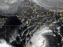 बंगाल की खाड़ी के ऊपर बना कम दबाव ला सकता है चक्रवात, मछुआरों को चेतावनी जारी