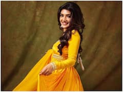 Sree Leela: బంగినపల్లి మామిడి పండులా మెరిసి పోతున్న శ్రీలీల