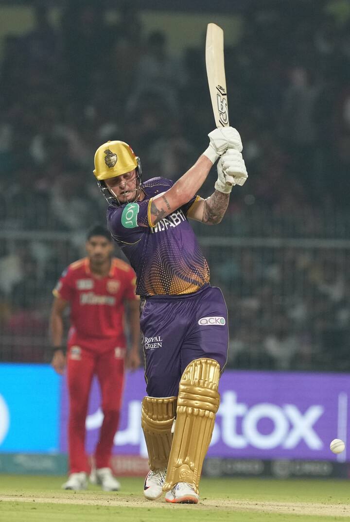 அடுத்து களமிறங்கிய கொல்கத்தா அணி 20 ஓவர் முடிவில் 5 விக்கெட் இழப்பிற்கு 182 ரன்களை குவித்து த்ரில் வெற்றியை பெற்றது.