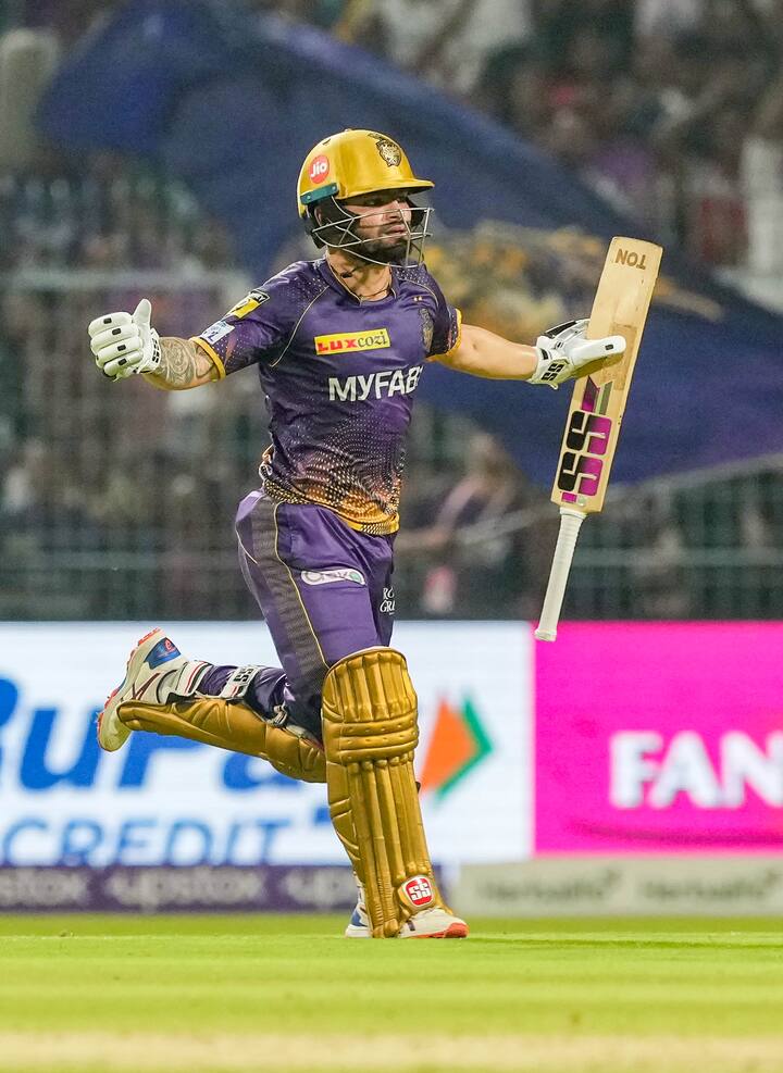 நேற்று நடந்த பஞ்சாப் அணிக்கு எதிரான ஆட்டத்தில், கொல்கத்தா அணியின் வெற்றிக்கு உதவினார். இதனால் ரிங்கு சிங்கை இணையத்தில் கொண்டாடி வருகின்றனர்.