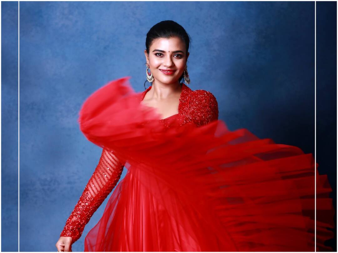 ఆ పొజిషన్లో ఉంటేనే తెలుగులో అవకాశాలు: ఐశ్వర్య రాజేష్ To act in those characters in Telugu movies, one should have star position: Aishwarya Rajesh ఆ పొజిషన్లో ఉంటేనే తెలుగులో అవకాశాలు: ఐశ్వర్య రాజేష్