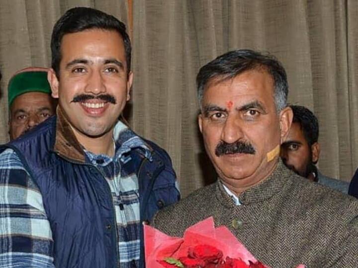 CM Sukhvinder Singh Sukhu PWD Minister Vikramaditya Singh social war politics in congress ann Himachal Pradesh: कांग्रेस में सबकुछ ठीक नहीं? मंत्री विक्रमादित्य सिंह ने सोशल मीडिया पर कर दिया ऐसा पोस्ट