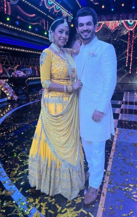 ਇਕ ਯੂਜ਼ਰ ਨੇ ਕਿਹਾ- ਚੁੰਮੇਸ਼ਵਰੀ ਪਰਫਾਰਮੈਂਸ, ਫਿਰ ਕਿਸੇ ਨੇ ਕਿਹਾ- ਕੀਆ ਬਾਤ ਹੈ, ਯੇ ਹੂਈ ਨਾ ਬਾਤ। ਇਕ ਯੂਜ਼ਰ ਨੇ ਕਿਹਾ-