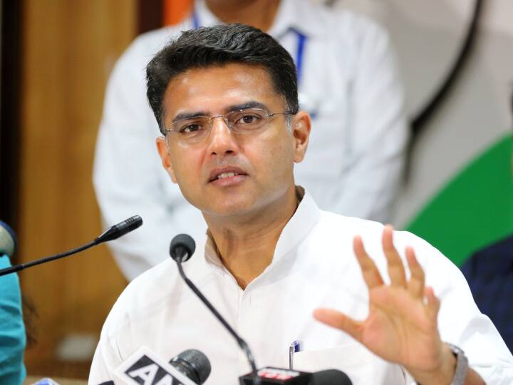 Sachin Pilot Press Conference Live Ashok Gehlot vs BJP Vasundhara Raje Scindia Rajasthan Congress crisis Sachin Pilot PC: सचिन पायलट का अशोक गहलोत पर हमला, बोले- 'CM की नेता सोनिया गांधी नहीं हैं, बल्कि...'