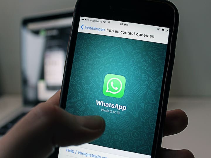 Whats app responds over international calls scam in app Scam Calls in WhatsApp: ఫారిన్ ఫేక్ కాల్స్‌పై స్పందించిన వాట్సప్, త్వరలో కొత్త టెక్నాలజీ