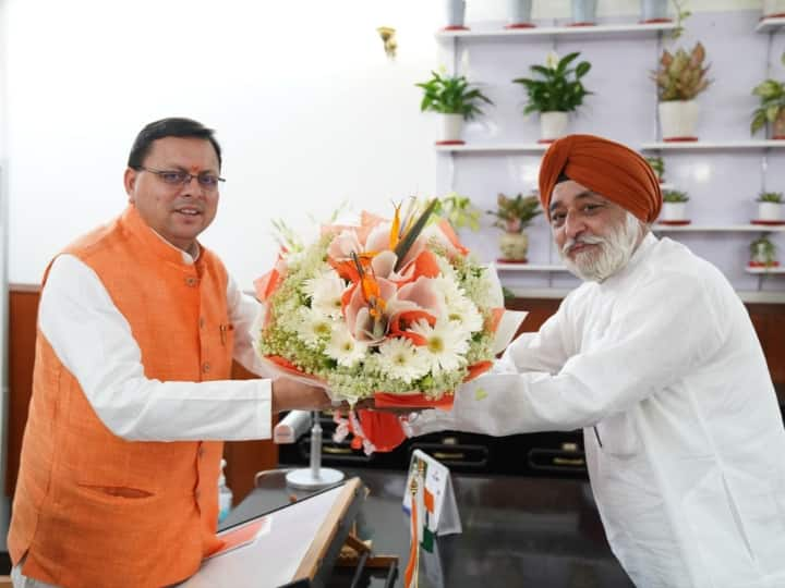 Hemkund Sahib Kapat Opening Date on 20 May CM Pushkar Singh Dhami congratulated devotees ANN Hemkund Sahib Yatra: CM पुष्कर सिंह धामी ने हेमकुंड साहिब यात्रा की दी शुभकामनाएं, जानिए कब खुलेंगे कपाट