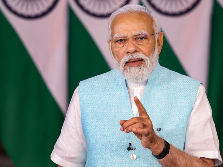 पीएमओ ने कहा कि प्रधानमंत्री का विशेष ध्यान देश भर में आध्यात्मिक कायाकल्प को गति देने पर रहा है. वह सुपर स्पेशियलिटी चैरिटेबल ग्लोबल हॉस्पिटल, शिवमणि वृद्धाश्रम के दूसरे चरण और नर्सिंग कॉलेज के विस्तार की आधारशिला रखेंगे.