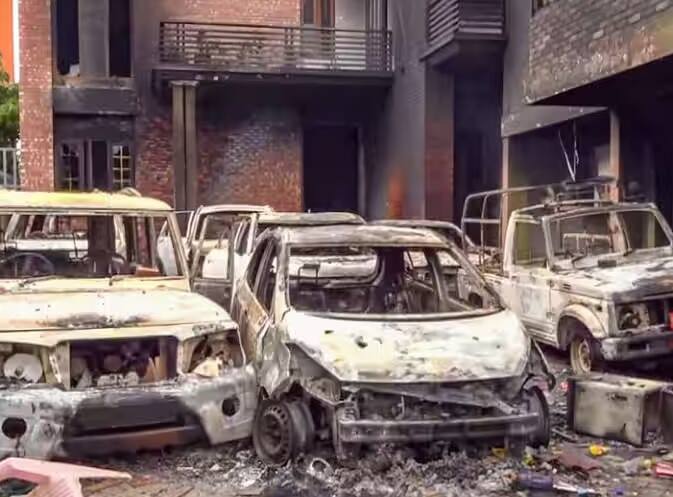 Manipur Violence: `60 Dead, 1700 Houses Burnt`, Says CM Biren Singh Manipur Violence: મણિપુરમાં હિંસામાં 60 લોકોના મોત, 1700 ઘરો સળગાવ્યા, મુખ્યમંત્રી બિરેન સિંહે આપી જાણકારી