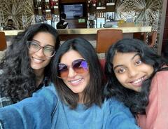 Mothers Day 2023: बॉलीवुड की कई सुपर कूल मॉम्स हैं सिंगल मदर्स, बच्चों की अच्छी परवरिश कर बनीं सभी के लिए इंस्पिरेशन