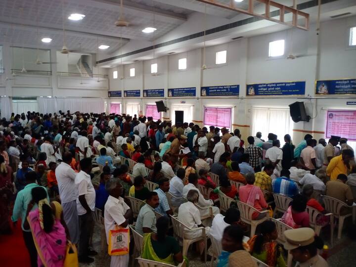 Tiruvannamalai Grievance Redressal Day meeting fo public on behalf of Thiruvannamalai District Police Department Tiruvannamalai: மக்களிடமிருந்து பெறப்பட்ட மனுக்கள்; விரைவில் தீர்வு - சட்ட ஒழுங்கு கூடுதல் இயக்குனர் சங்கர்