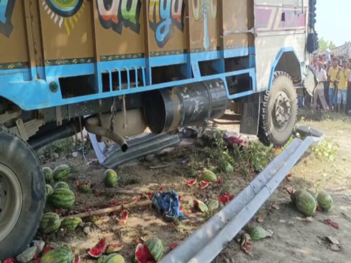 Road Accident Truck ran over roadside watermelon sellers in Muzaffarpur three died on the spot ann Road Accident: मुजफ्फरपुर में सड़क किनारे तरबूज बेचने वालों को ट्रक ने रौंदा, तीन की मौके पर मौत, एक पटना रेफर